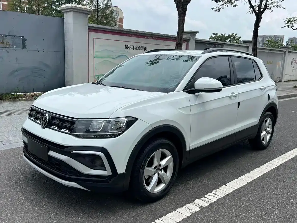 Фотография автомобиля — Volkswagen T-Cross