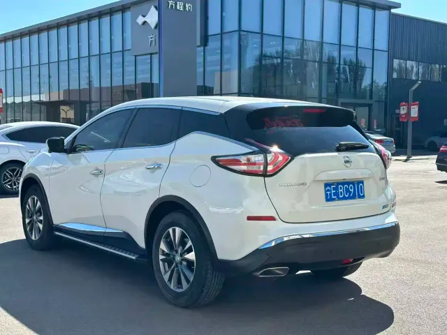 Nissan Murano — Фото автомобиля 8