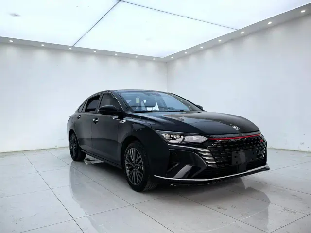 Dongfeng Yixuan MAX — Фото автомобиля 3