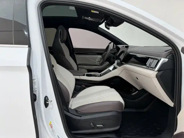 BYD Song PLUS — Фото автомобиля 16