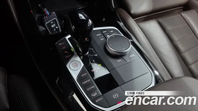 BMW X4 xDrive20i M Sport Pro — Фото автомобиля 9