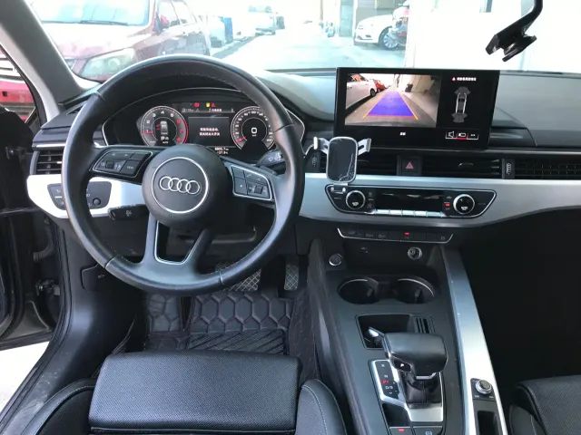 Audi A4L — Фото автомобиля 8