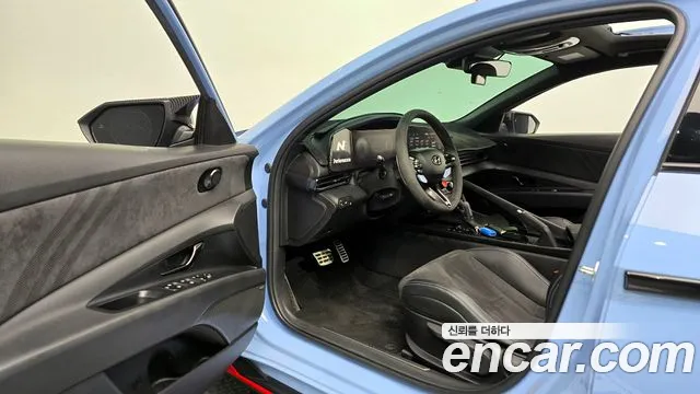Hyundai AVANTE — Фото автомобиля 11