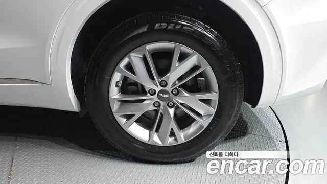 Genesis GV70 — Фото автомобиля 6