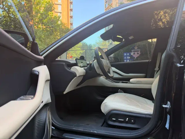 Nio ET5 Touring — Фото автомобиля 4