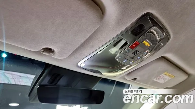 Genesis GV70 2.5T Бензин 2WD — Фото автомобиля 18