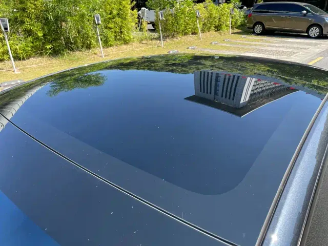 Tesla Model 3 — Фото автомобиля 24