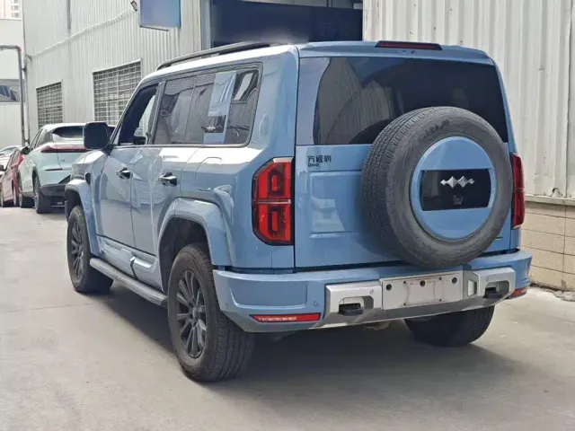 BYD FangChengBao Leopard 5 — Фото автомобиля 4