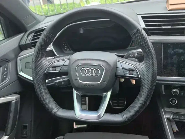 Audi Q3 — Фото автомобиля 15