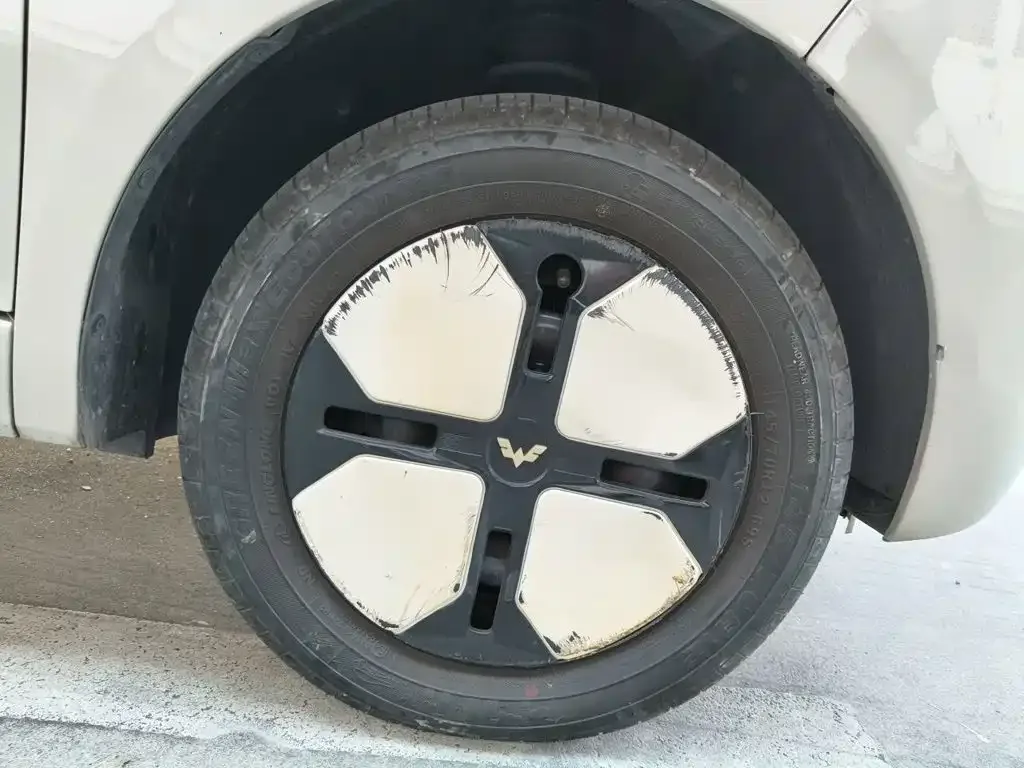 Wuling Motors Hongguang MINIEV 2024 3rd Gen 215km Advanced — Фото автомобиля 25