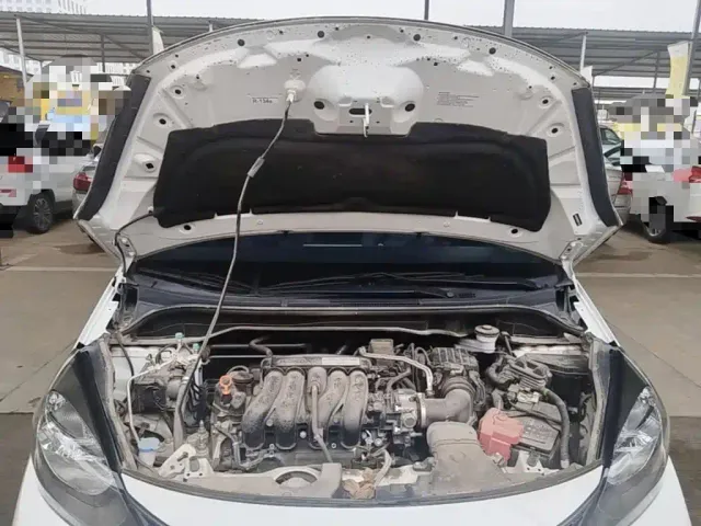 Honda Fit — Фото автомобиля 24