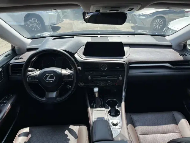 Lexus RX — Фото автомобиля 8