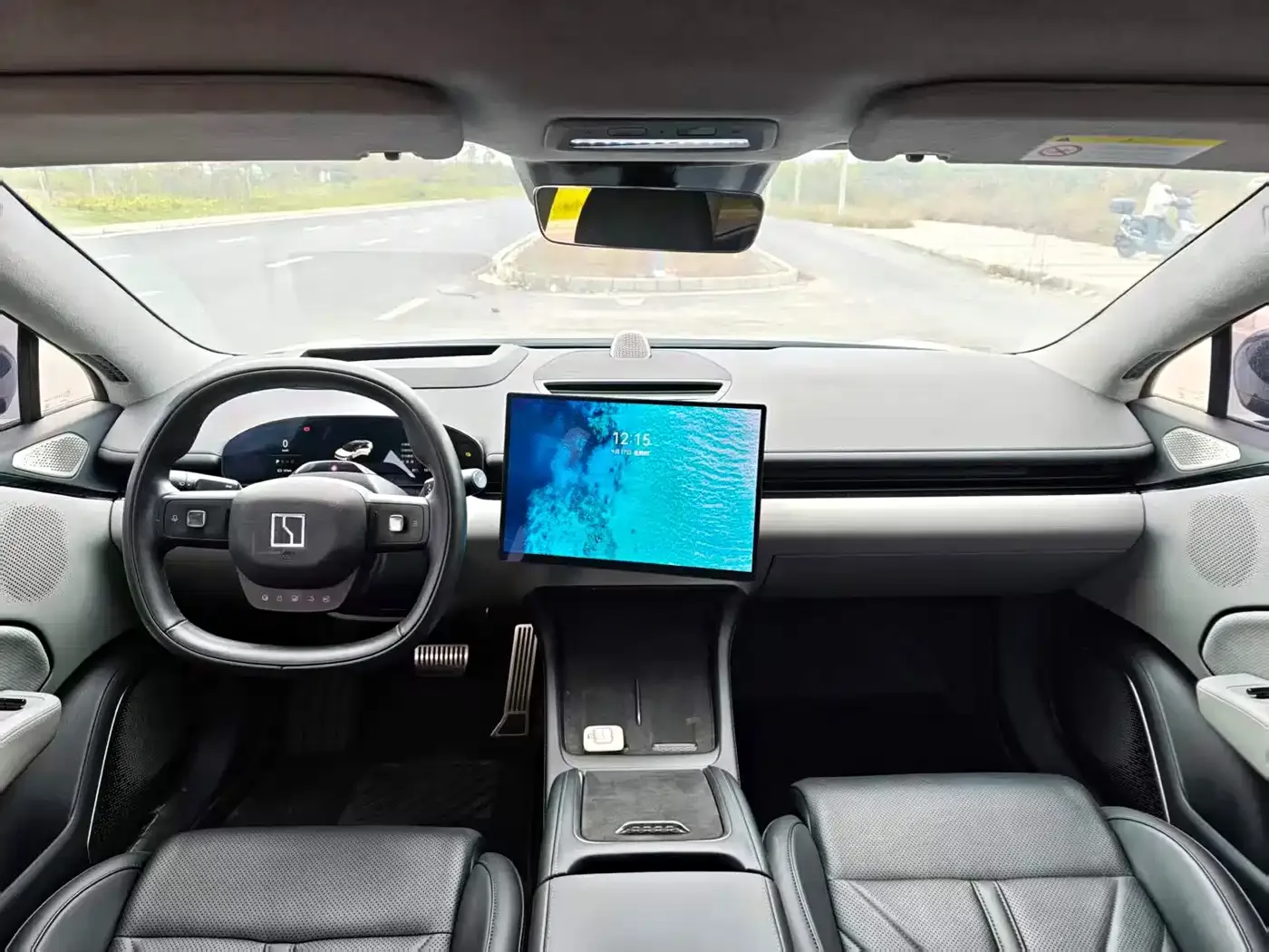 ZEEKR Zeekr 007 2024 AWD Smart Drive 100kWh — Фото автомобиля 5