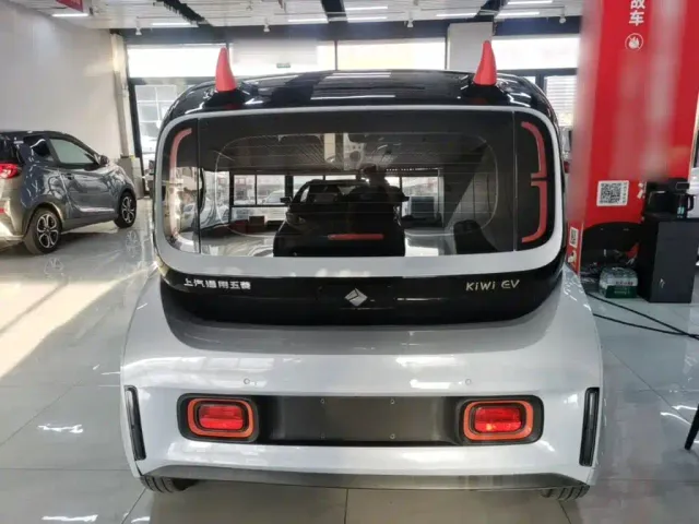 Baojun KiWi EV — Фото автомобиля 5