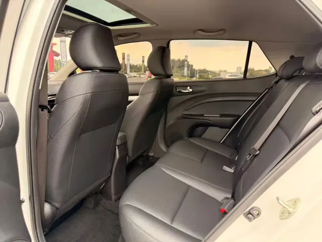 Kia KX1 — Фото автомобиля 14