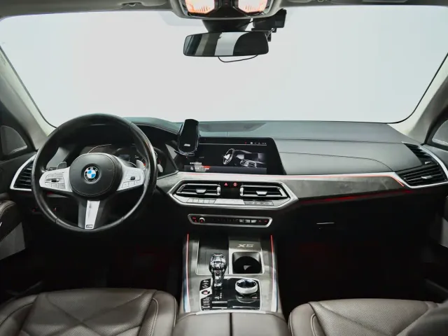 BMW X5 — Фото автомобиля 8