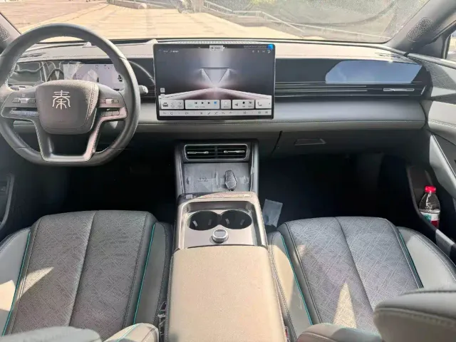 BYD Qin L — Фото автомобиля 13