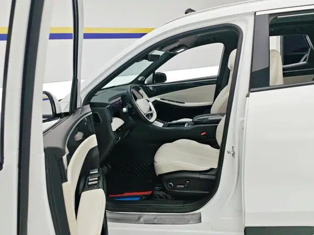 Geely Galaxy L7 — Фото автомобиля 9
