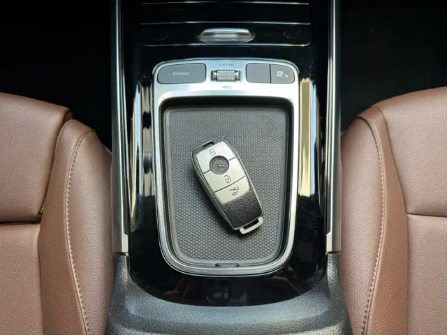 Mercedes-Benz GLB-Class — Фото автомобиля 14