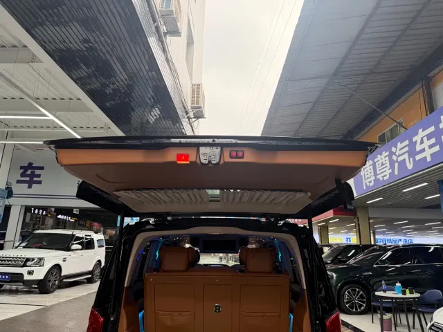 Mercedes-Benz Vito — Фото автомобиля 20