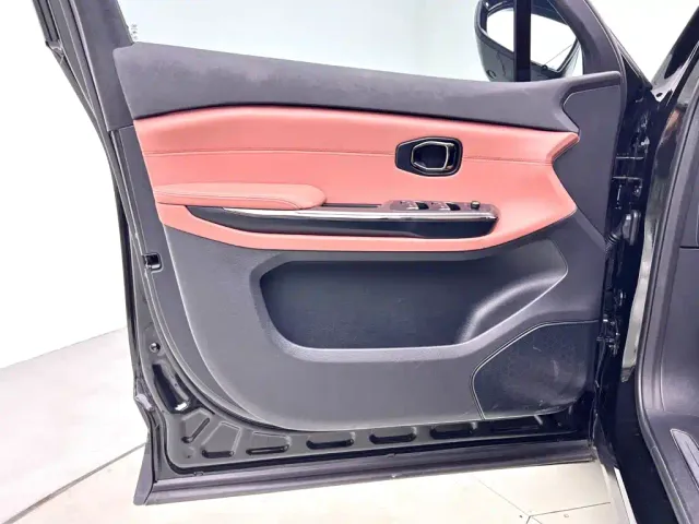 Nio EC6 — Фото автомобиля 9