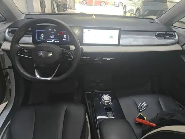 Geely Geometry E Firefly — Фото автомобиля 5