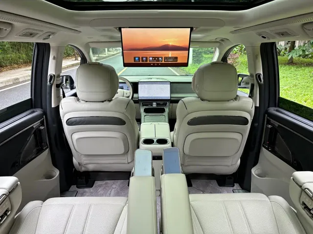 GAC Trumpchi Xiangwang M8 — Фото автомобиля 12