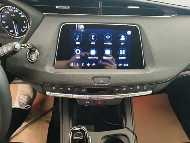 Cadillac XT4 — Фото автомобиля 12