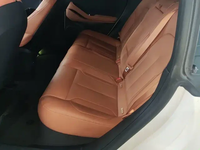 Nio ET5 Touring — Фото автомобиля 16