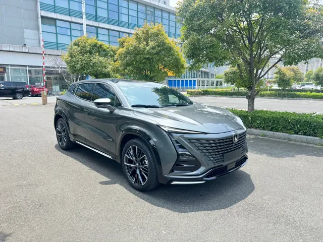Changan UNI-T — Фото автомобиля 3
