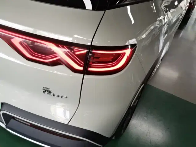 BYD Yuan UP — Фото автомобиля 7