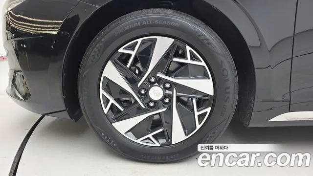 Hyundai Grandeur Premium — Фото автомобиля 5