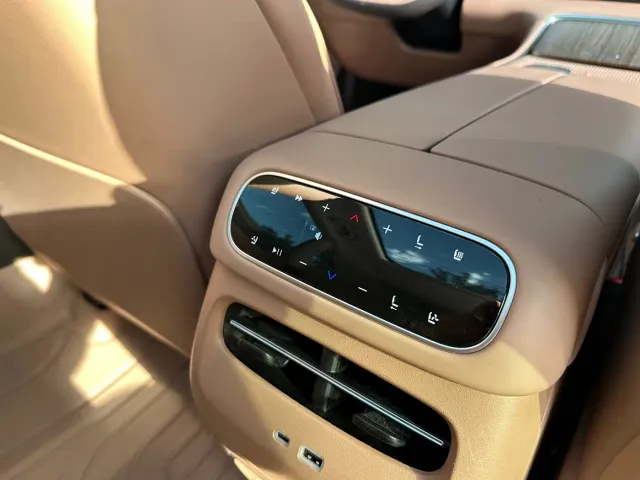 Leapmotor C11 — Фото автомобиля 15