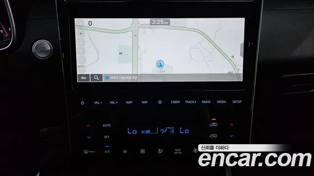 Hyundai Tucson Tucson (NX4) Бензин 1.6 турбо 2WD — Фото автомобиля 16