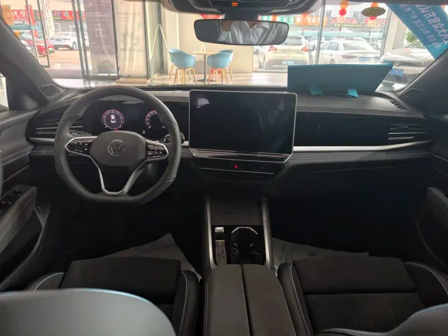 Volkswagen Passat — Фото автомобиля 6