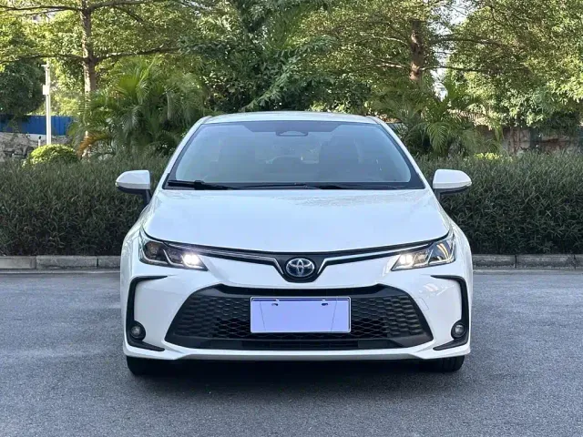 Toyota Corolla — Фото автомобиля 2