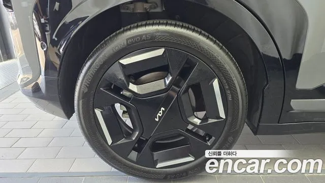 Kia EV3 — Фото автомобиля 5