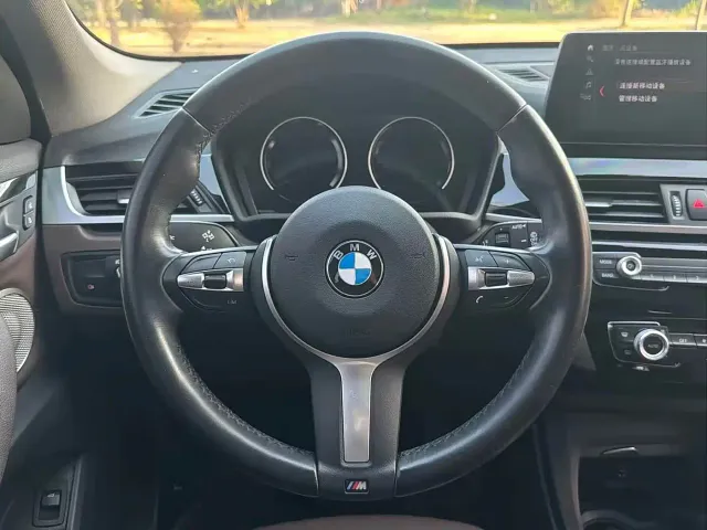 BMW X1 — Фото автомобиля 14