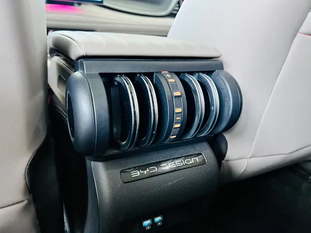 BYD Yuan PLUS — Фото автомобиля 9
