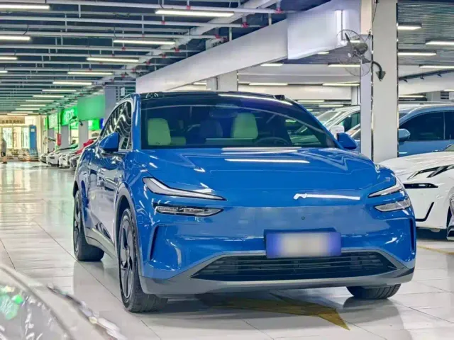 Onvo L60 — Фото автомобиля 3