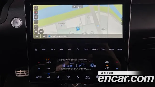 Hyundai Tucson Tucson (NX4) Бензин 1.6 турбо 2WD — Фото автомобиля 14
