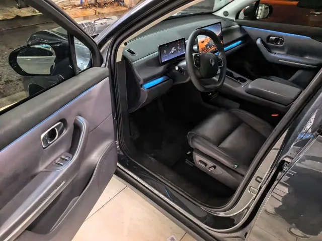 Leapmotor C10 — Фото автомобиля 4