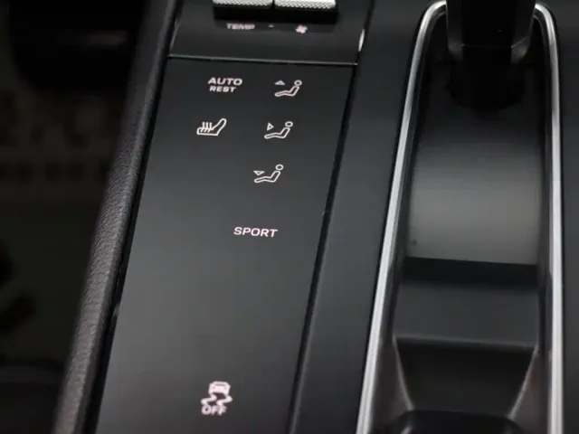 Porsche Macan — Фото автомобиля 28
