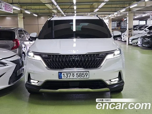 Kia Canival Carnival 4 поколение Бензин 7 мест Signature — Фото автомобиля 3