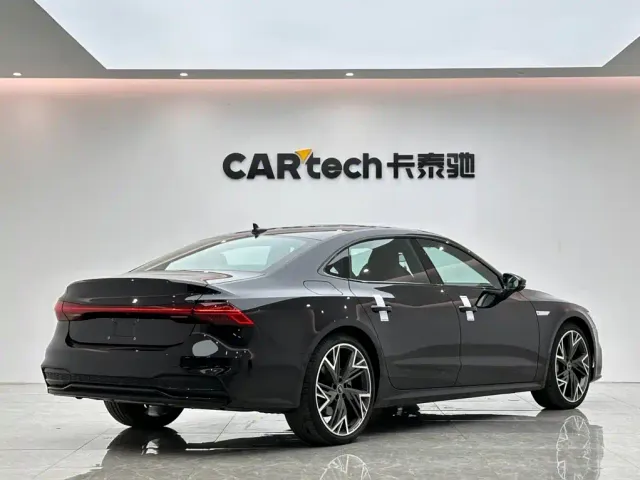 Audi A7L — Фото автомобиля 5
