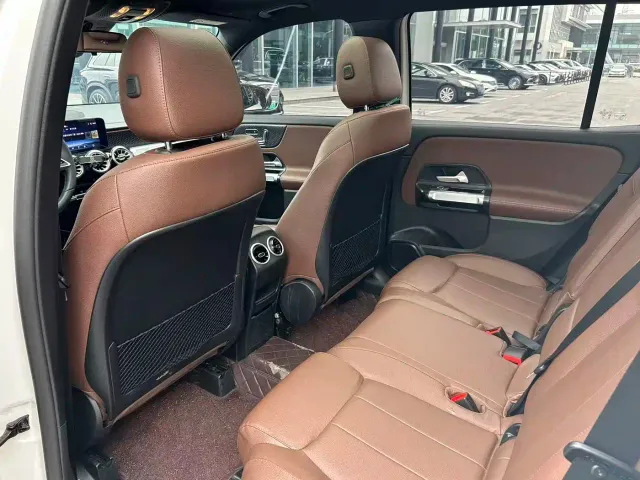 Mercedes-Benz GLB-Class — Фото автомобиля 12