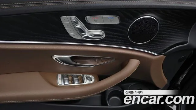 Mercedes-Benz E-Class W213 — Фото автомобиля 24