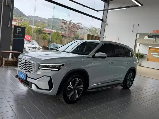 Geely Xingyue L — Фото автомобиля 3