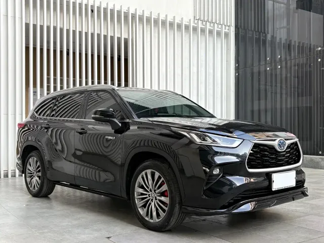 Toyota Highlander — Фото автомобиля 3