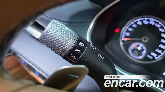 Genesis GV80 — Фото автомобиля 28